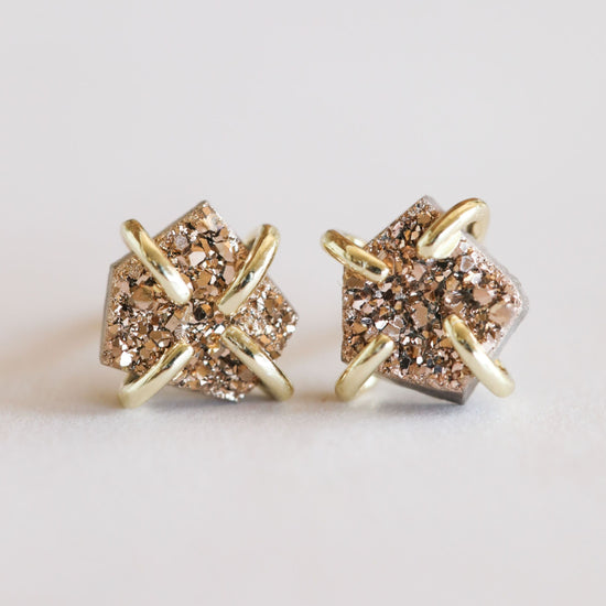Load image into Gallery viewer, Rose Gold Druzy Prong Earrings
