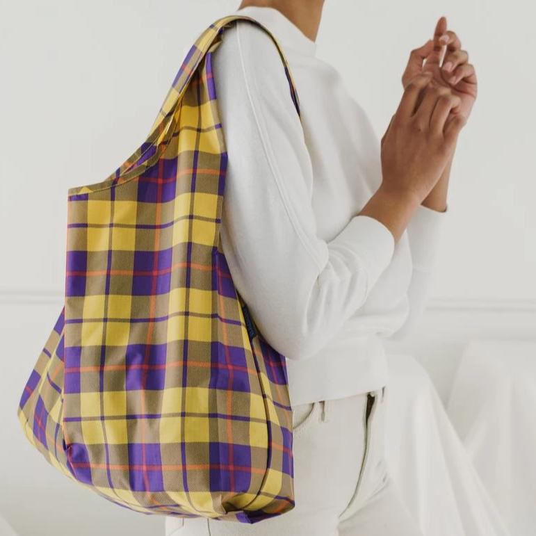 Load image into Gallery viewer, Yellow Tartan Reusable Bag - Favor &amp;amp; Fern
